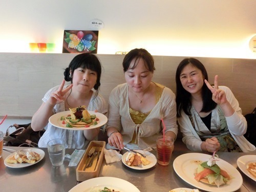 150719-原宿レインボーパンケーキ-11.jpg