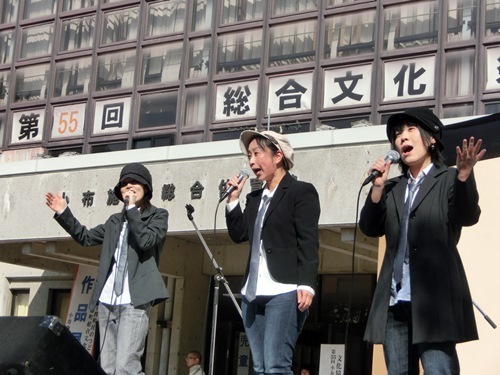 151017-小布施六斎市にてゴスペルライブ-3.jpg