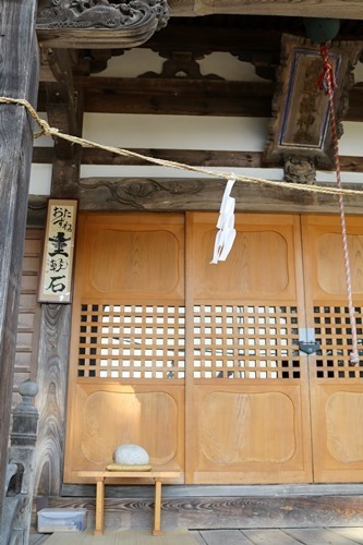 161113-武運神社のおもかる石-4.jpg