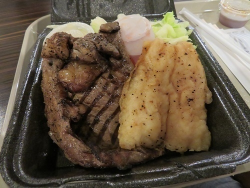 170521-ハワイ旅行 ロイヤルハワイアンセンター ステーキとチーズケーキ-2.jpg